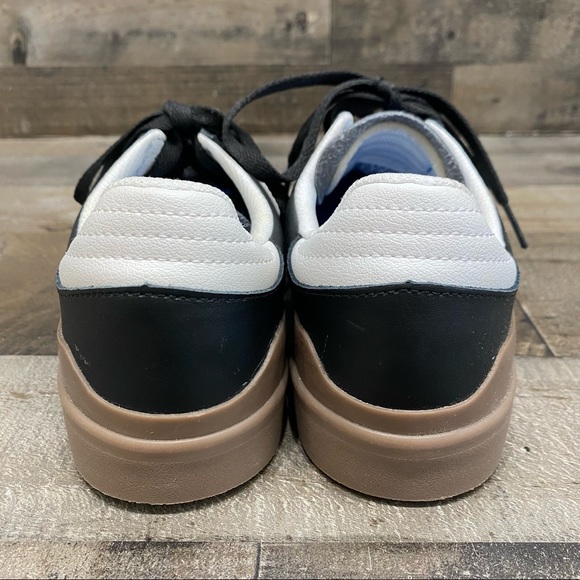 Adidas Busenitz Mens Casual sneakers Size 9 - Picture 3 of 6